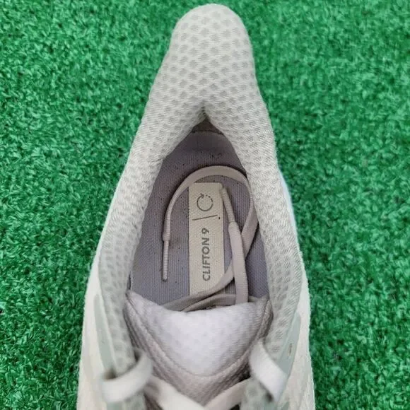 Hoka One One Clifton 9 - Men's running shoes - Size 10D - Picture 10 of 11